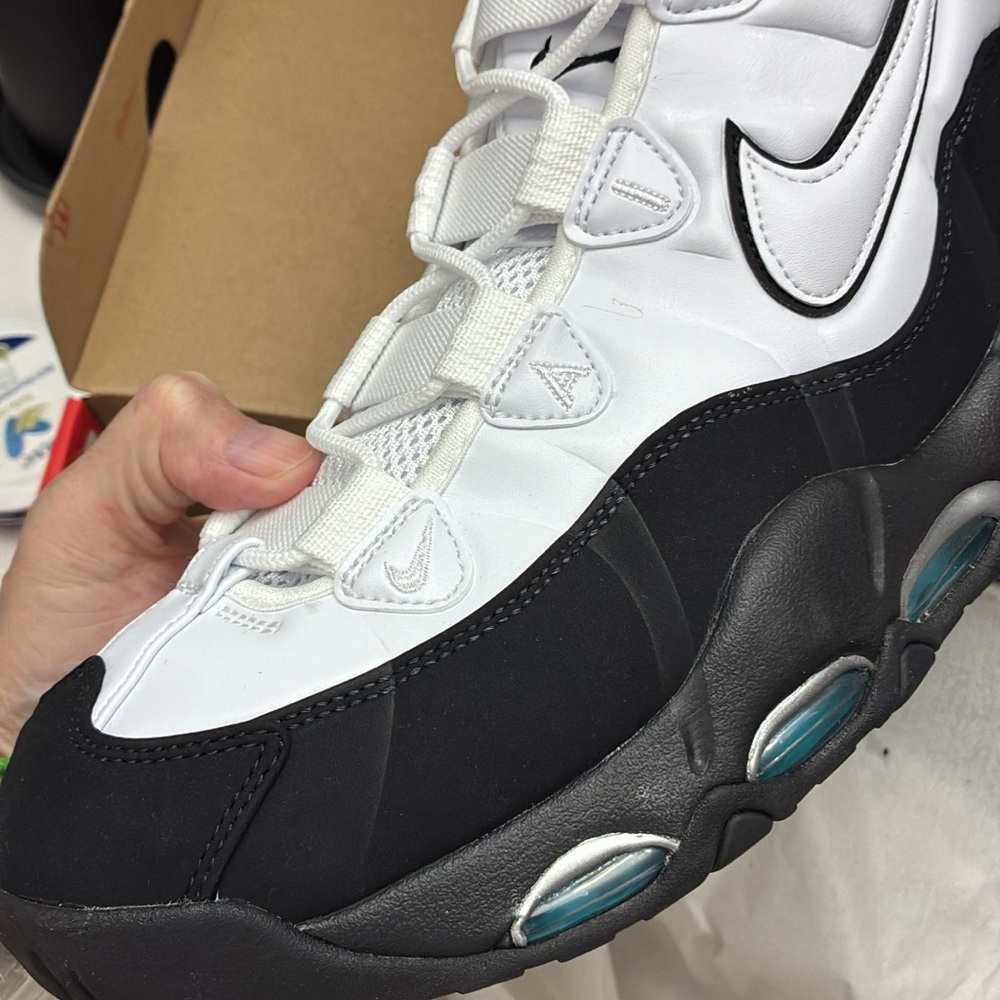 Air Max Uptempo - Picture 3 of 5